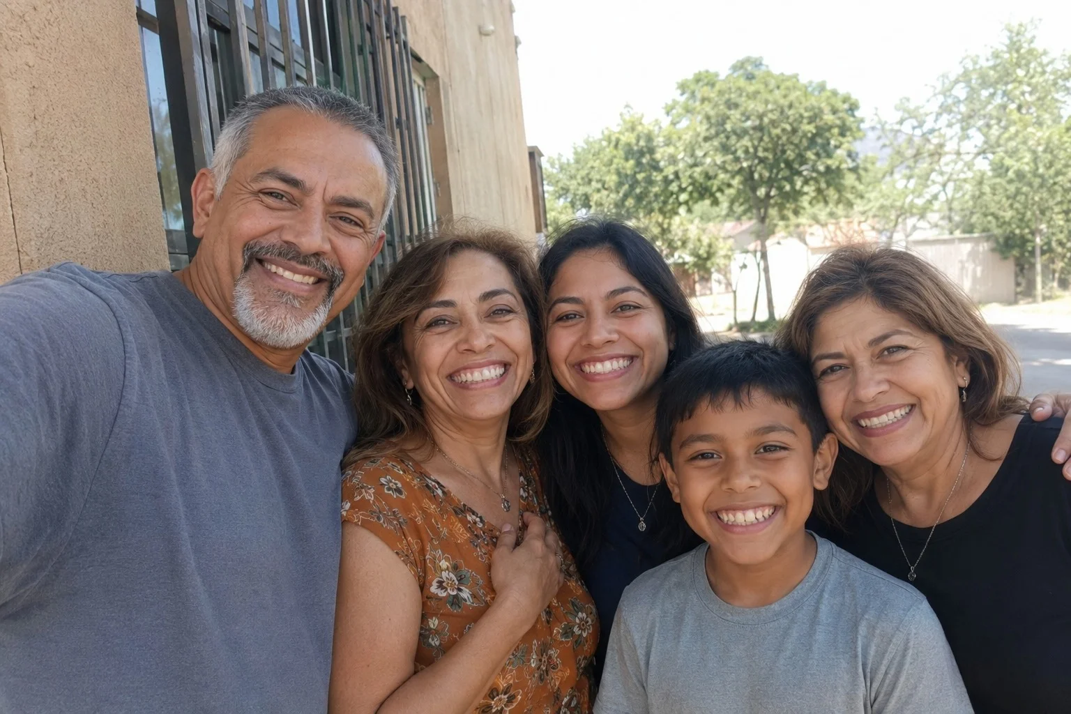 Multi-generational Laredo family